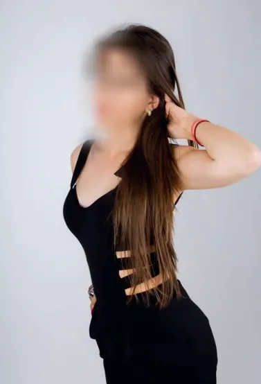 Aroa, 28 años