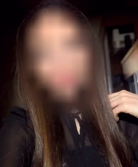 Claudia, 27 años