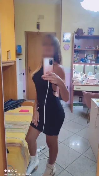 Mercedes, 34 años